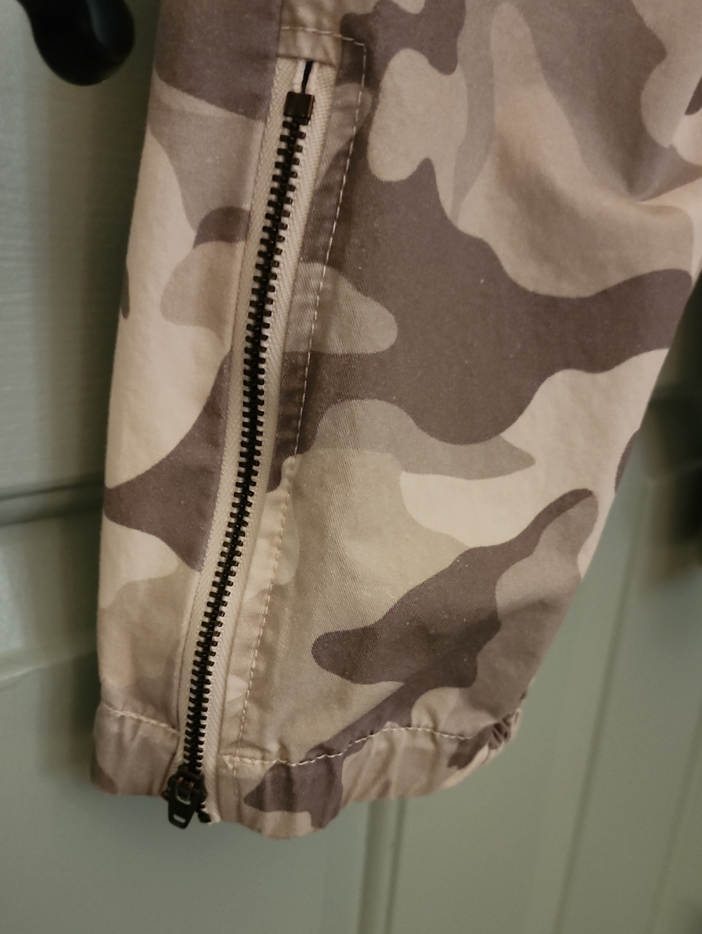 Sundance Beige Camo Shorts with Blue/Yellow Floral Embroidery - Picture 4 of 6
